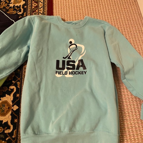 clothes - Picture 1 of 10